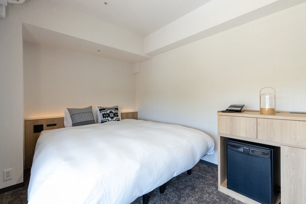 SUPERIOR, DOUBLE BED