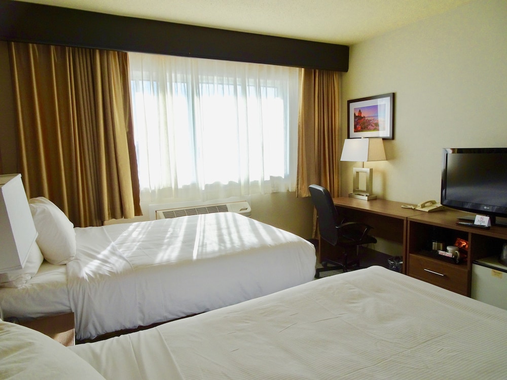 Quality Hotel Dorval Aeroport 12/59
