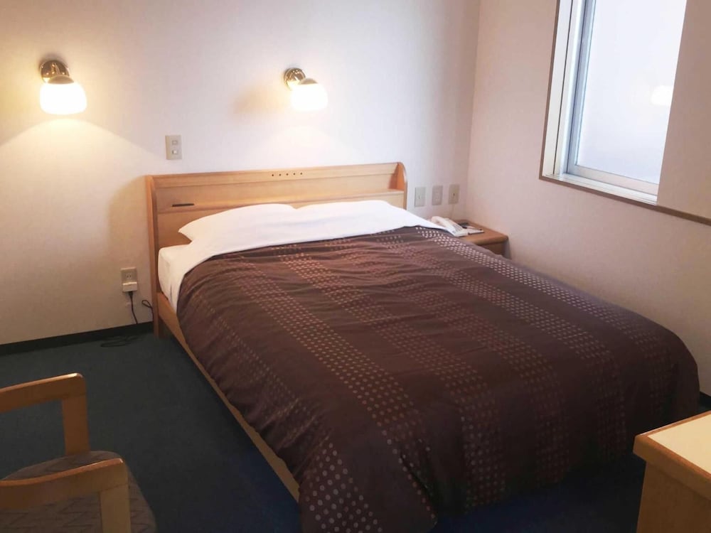 ROOM, DOUBLE BED, SMOKING