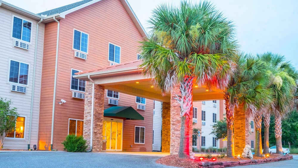Magnuson Hotel Wildwood Inn 3/74