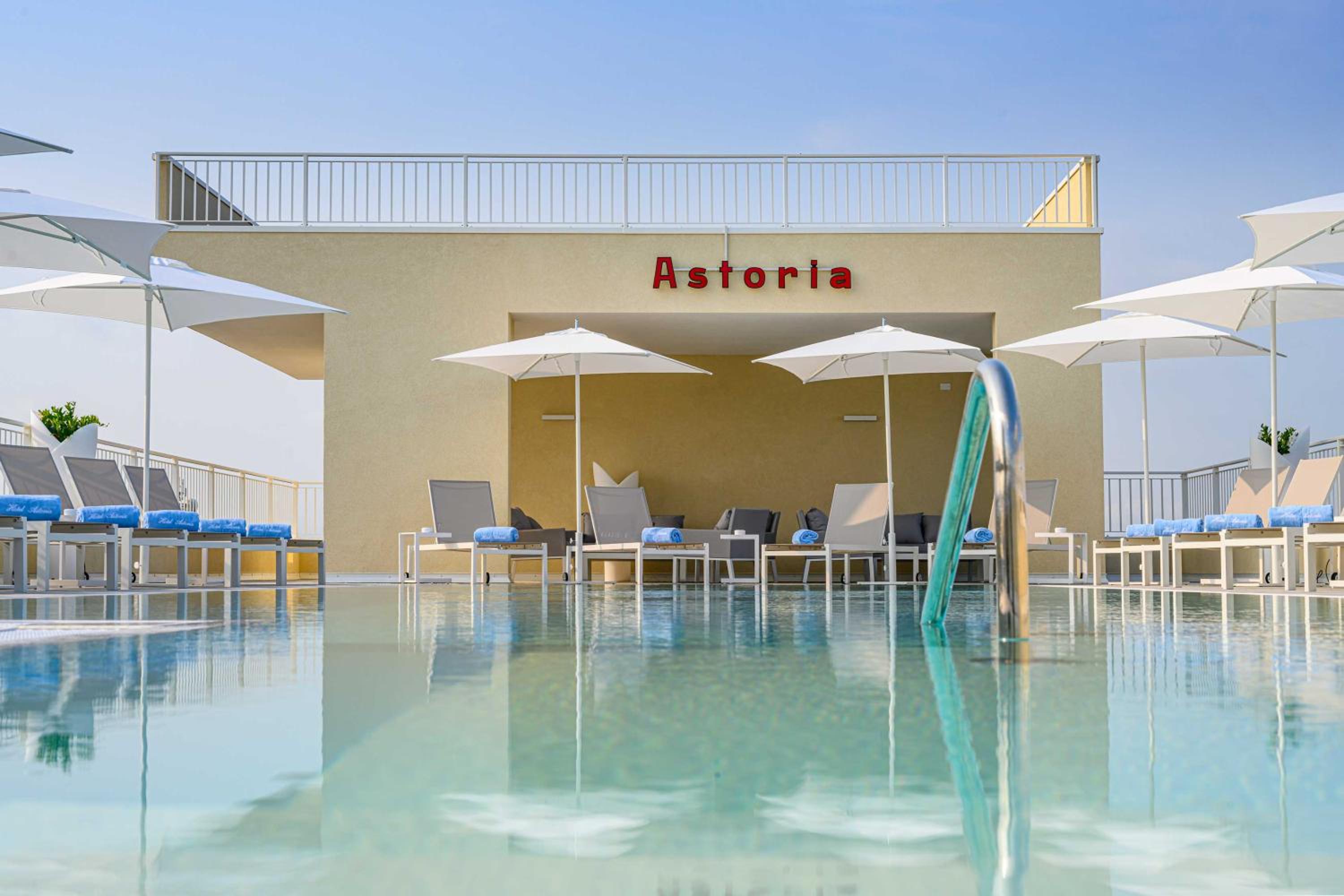 Hotel Astoria 41/65