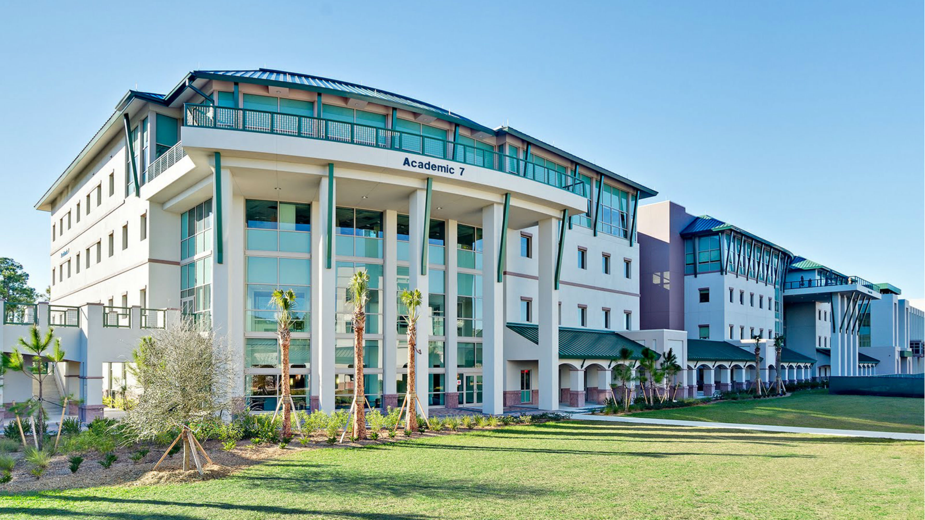 Crowne Plaza Ft. Myers Gulf Coast, An Ihg Hotel 4/78