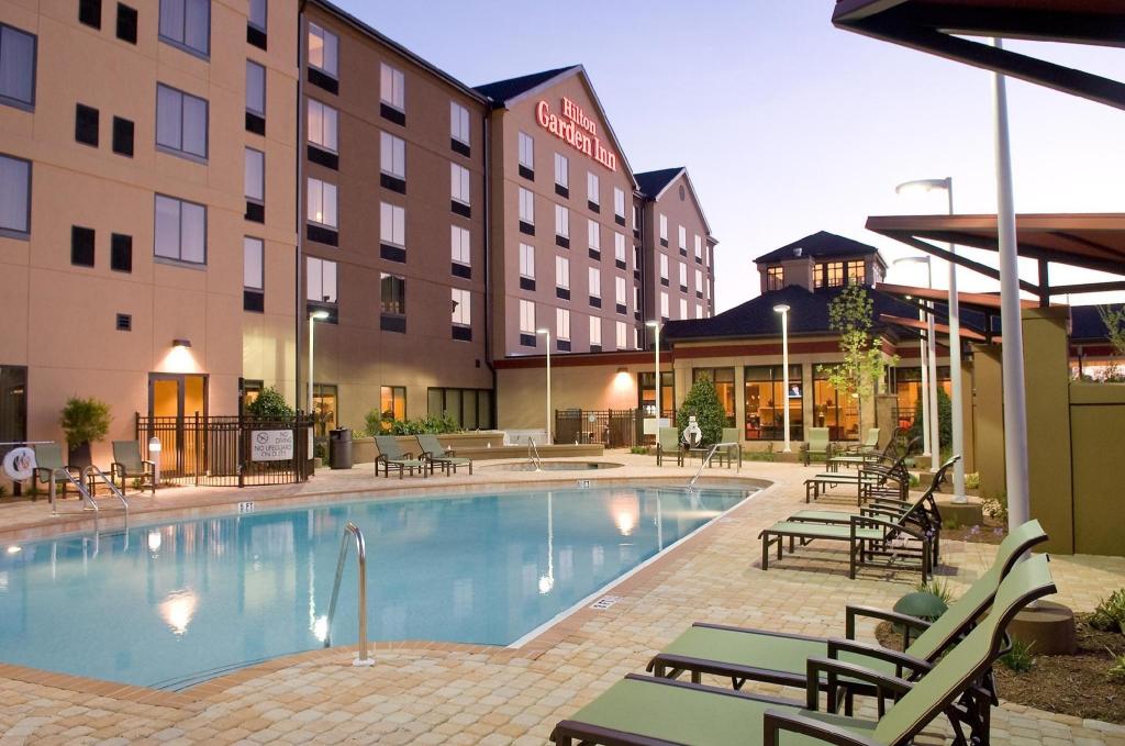 1 BEDROOM, SUITE, KING BED, ACCESSIBLE