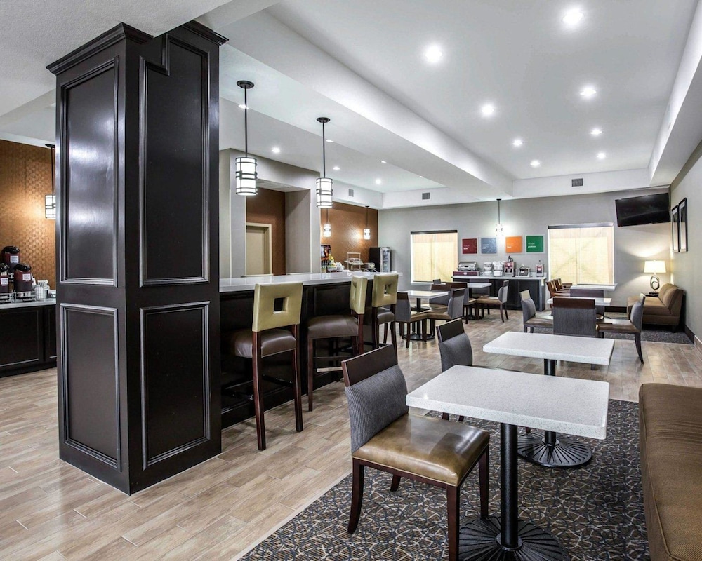 Comfort Suites Northwest - Cy - Fair 50/60