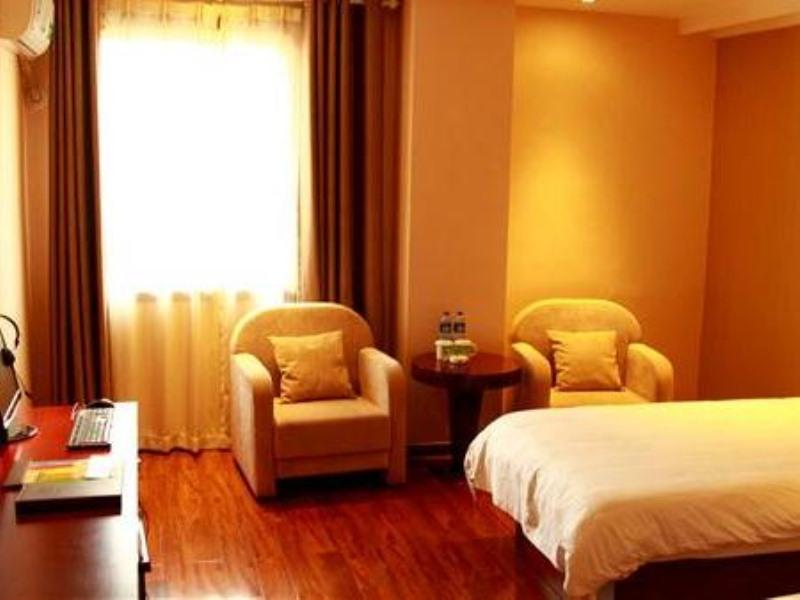 GreenTree Inn Anhui Chuzhou Wandong International Car City Express Hotel 27/44