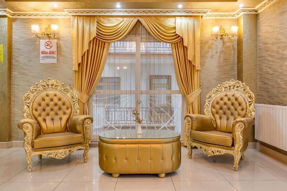 Twins Hotel 20/29