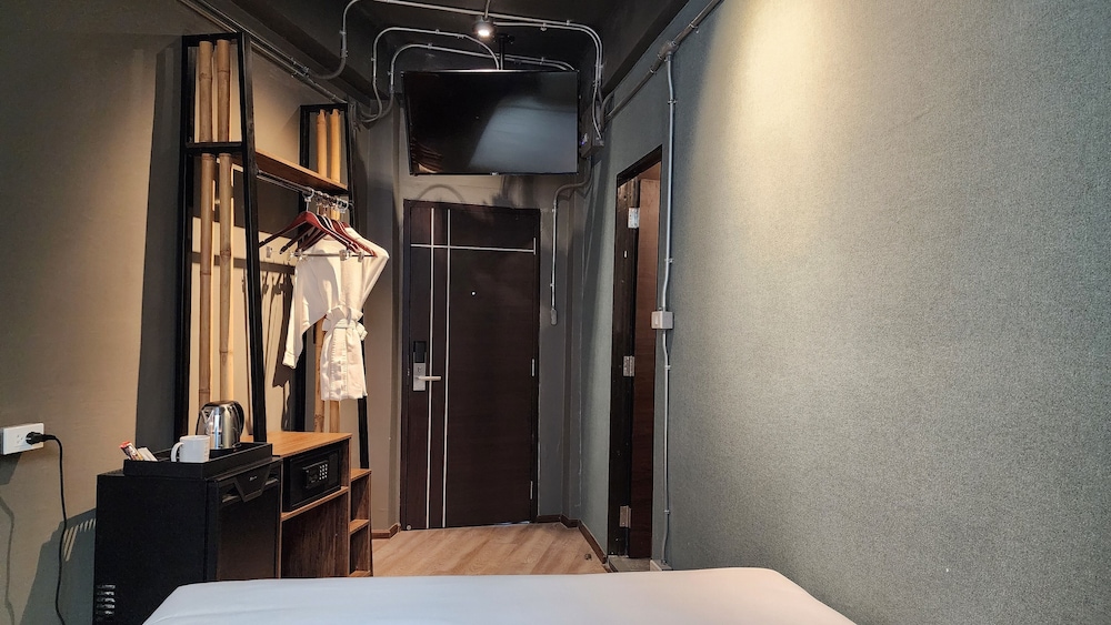 Hotel Ordinary Bangkok 22/50