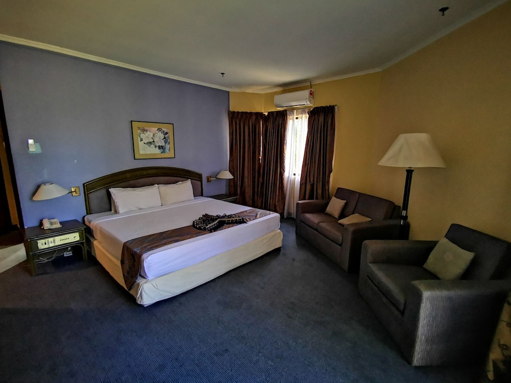 DELUXE, SEA VIEW