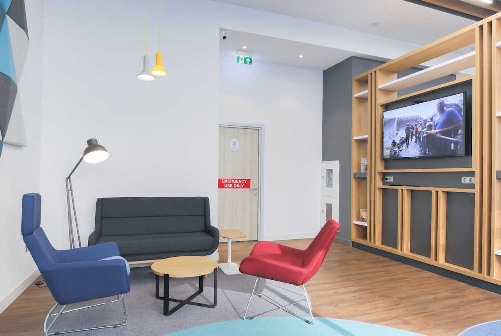 Holiday Inn Express Yerevan 38/81