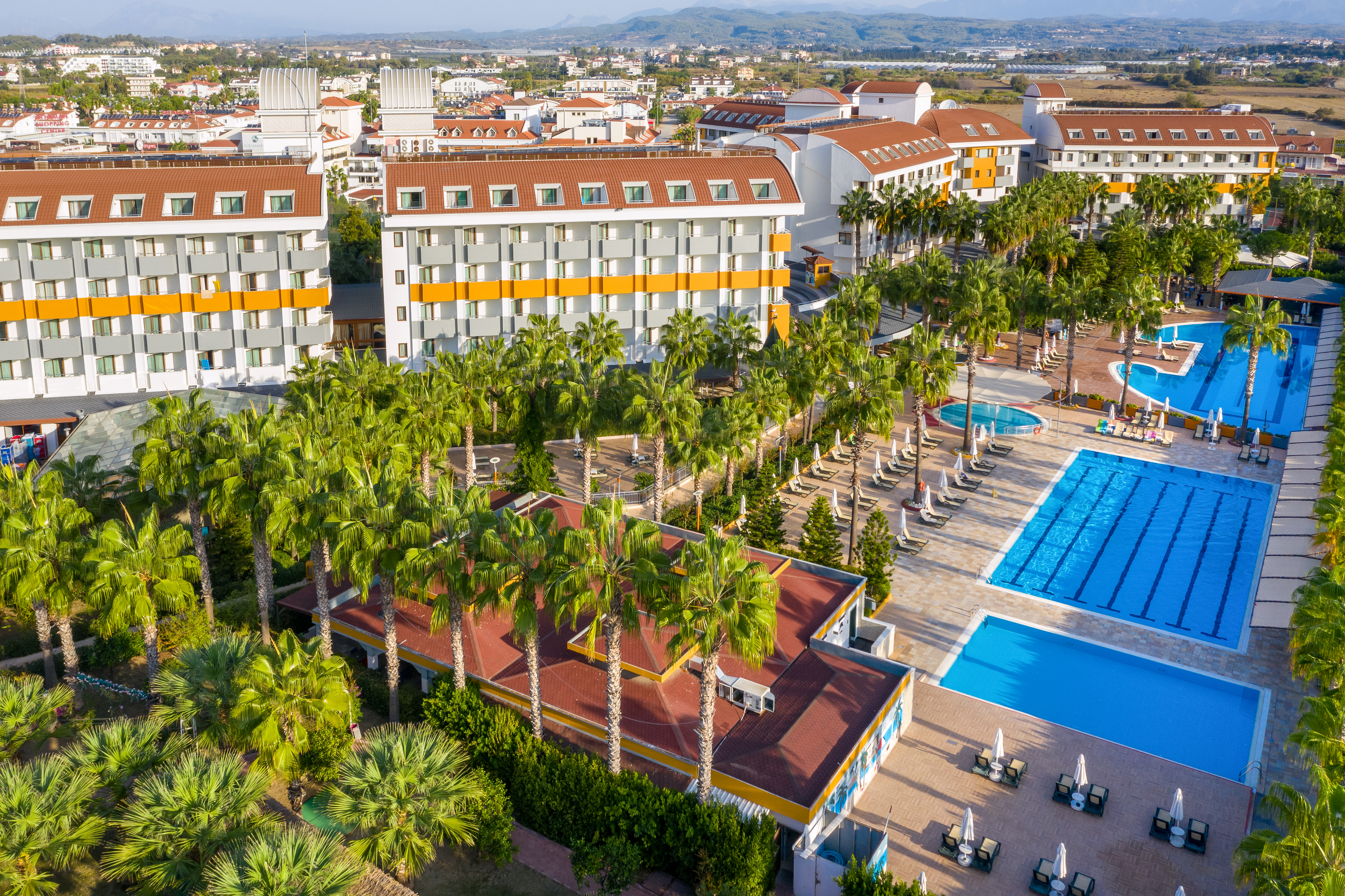 Hane Family Resort 48/50