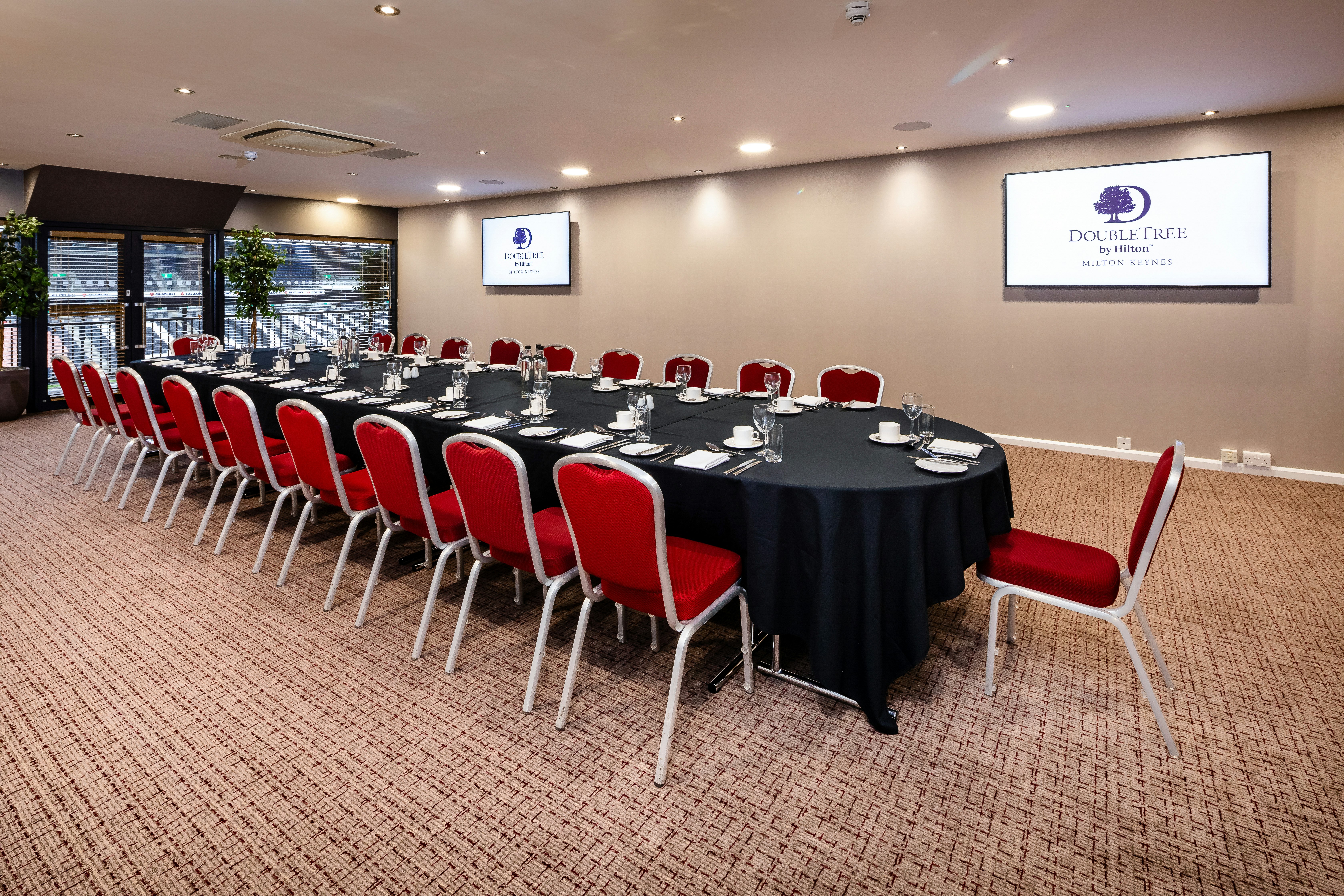 Doubletree By Hilton Milton Keynes 67/83