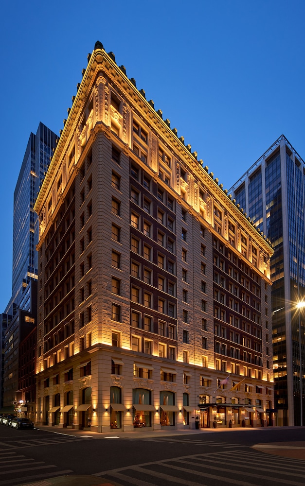 The Wall Street Hotel 1/50