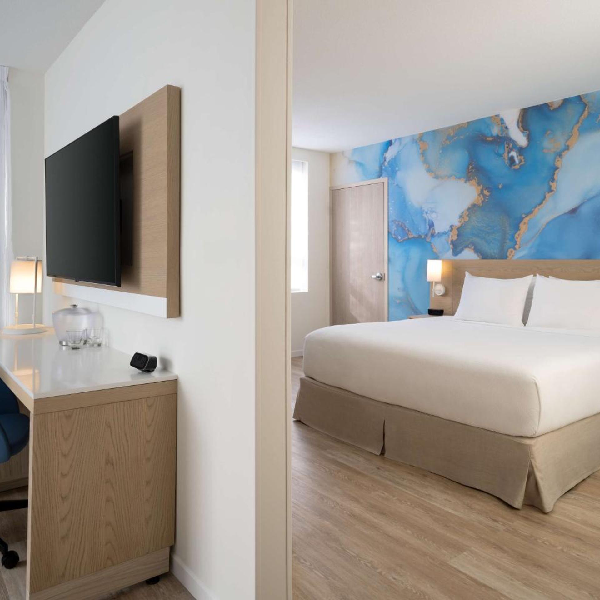 Specialty, King Bed, City View, Sofa, Accessible