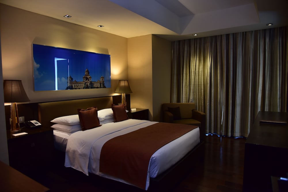 PARK HYATT HYDERABAD 14/69