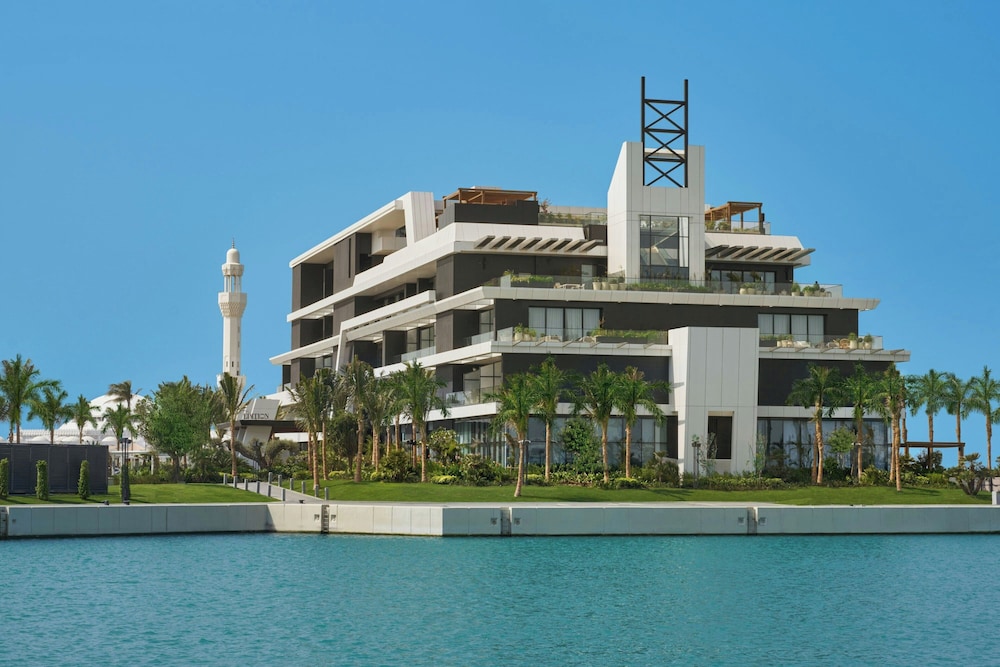 The Jeddah EDITION 4/50