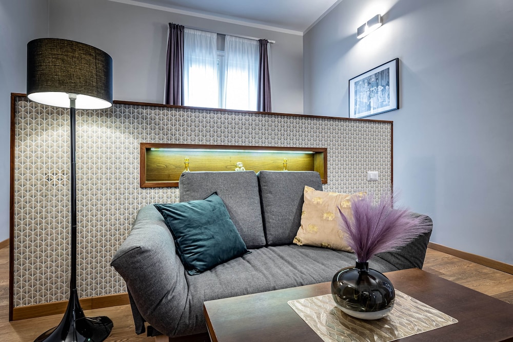 Antico Centro Suites 49/66