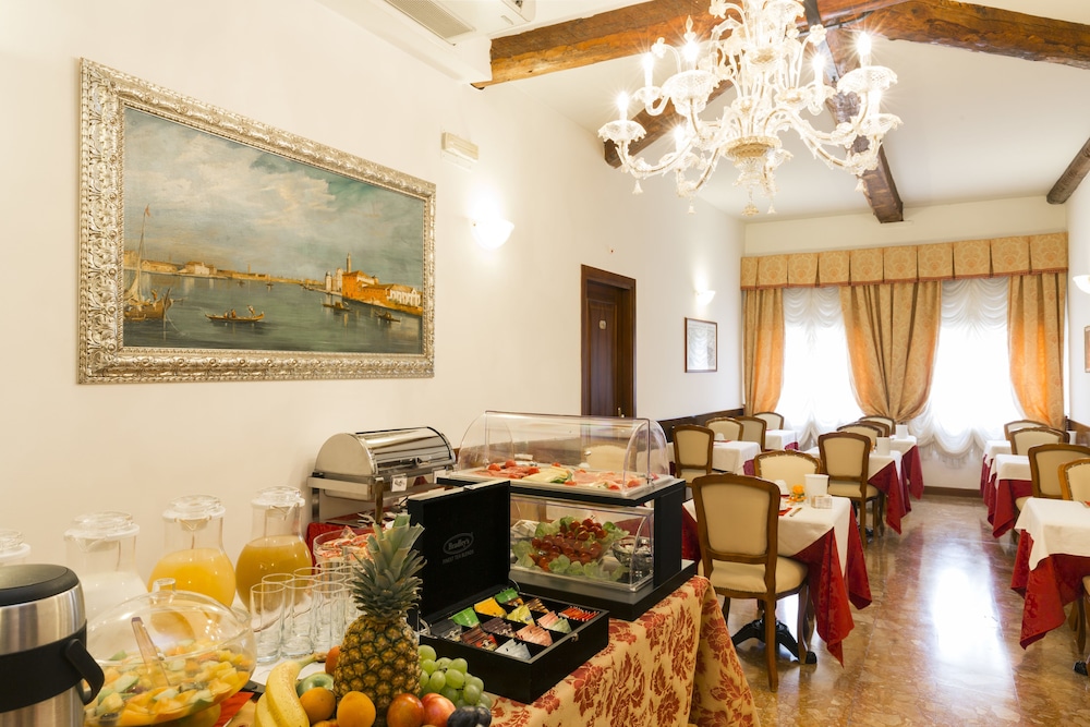PALAZZO GUARDI 50/75