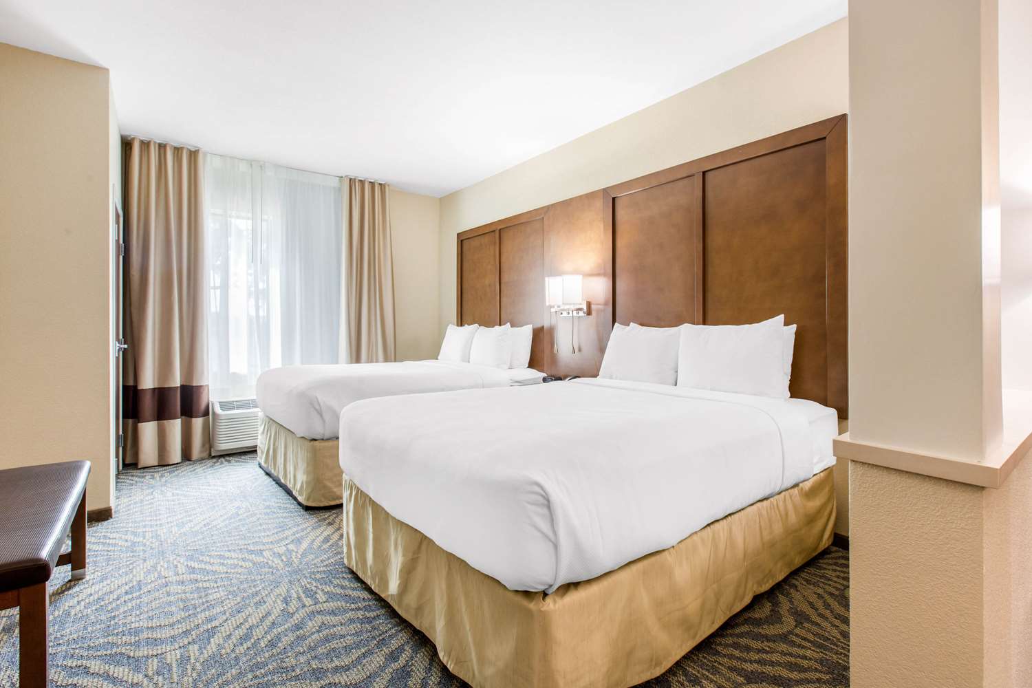 SUITE, 2 QUEEN BEDS, ACCESSIBLE