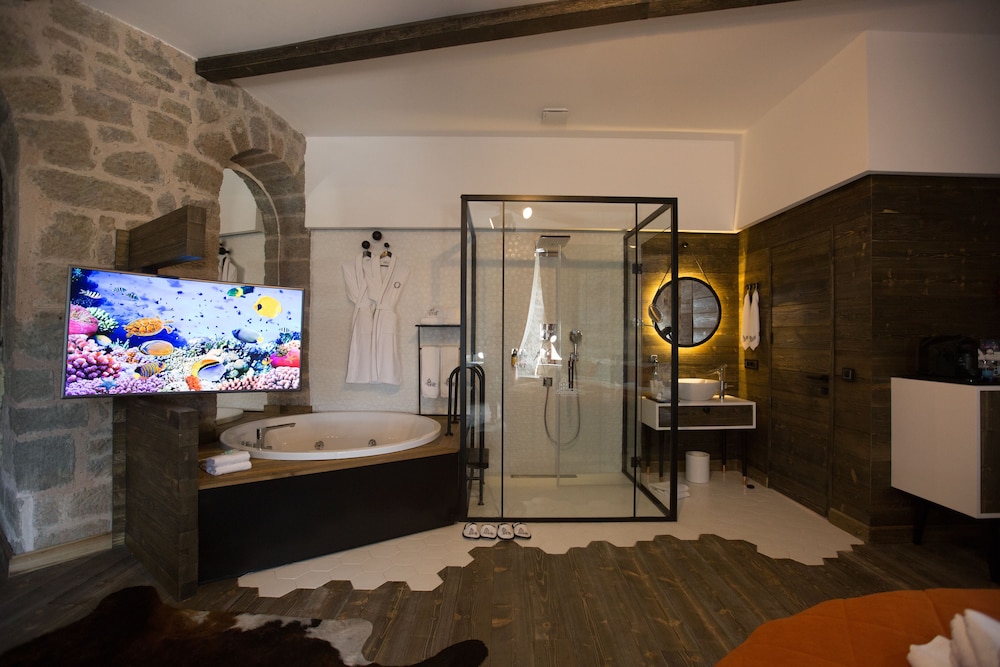 Cephanelik Butik Hotel 41/63
