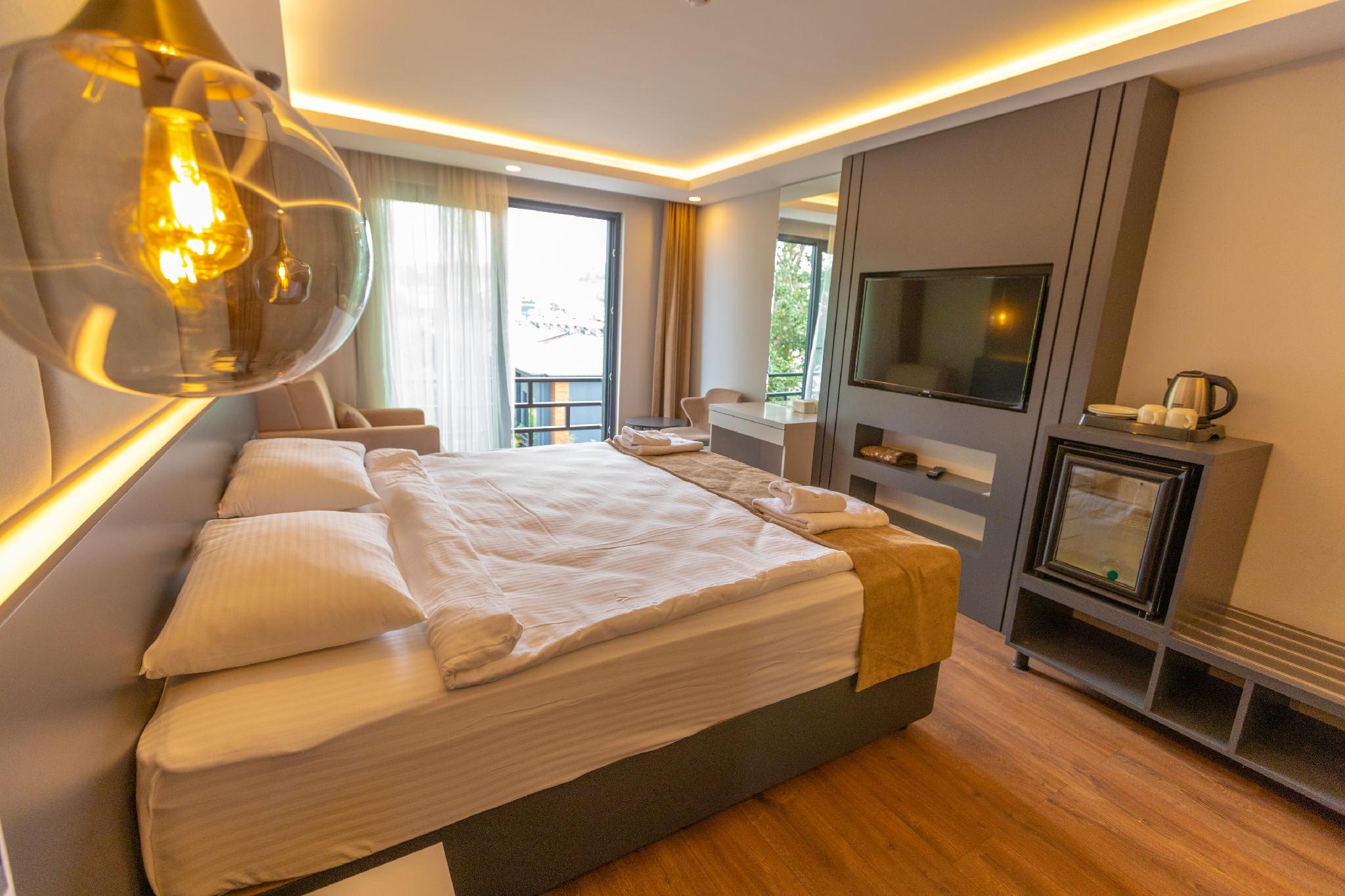 Deluxe, Double Bed, Sea View