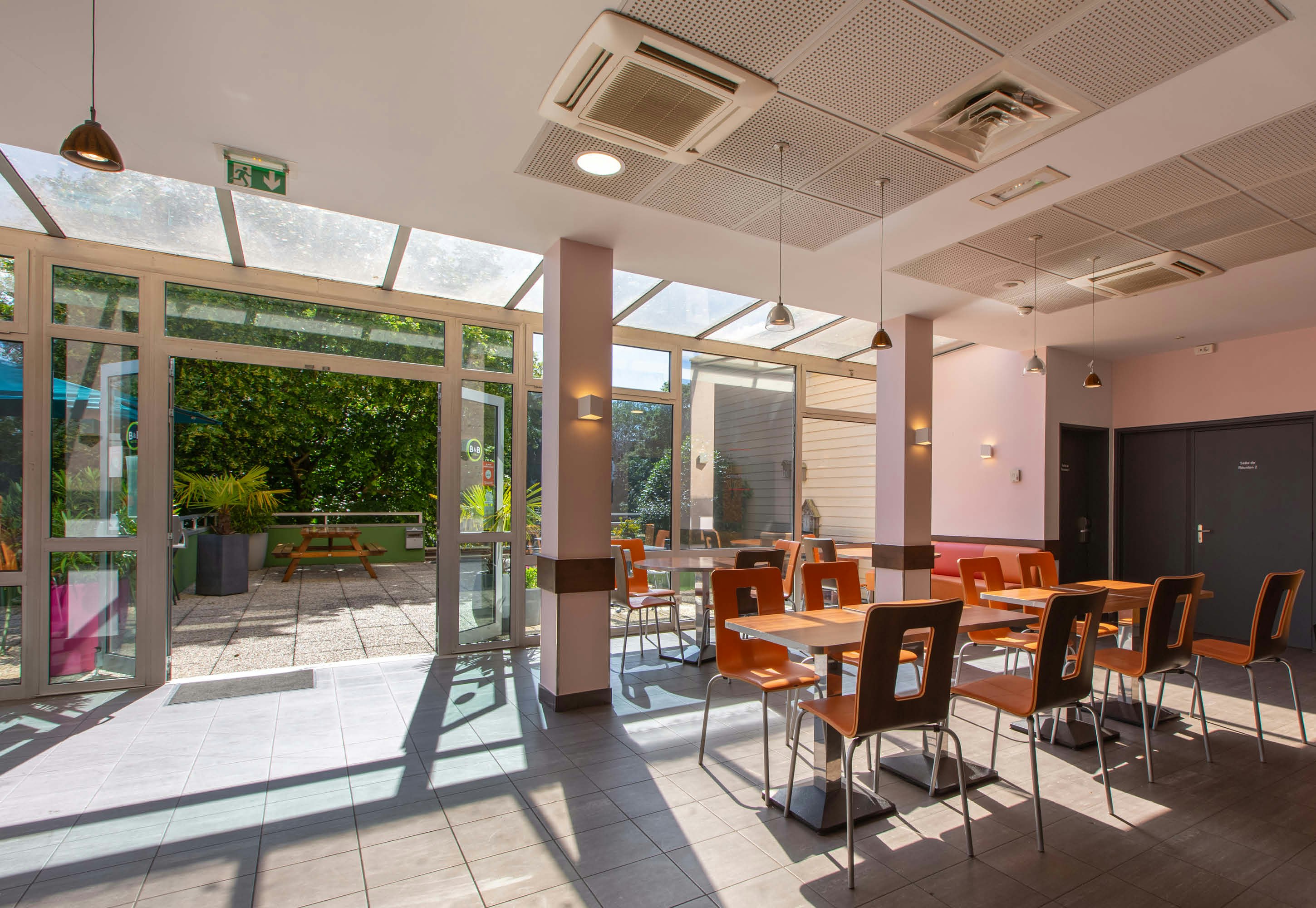 B&B Hotel Chartres Centre Cathedrale 26/50