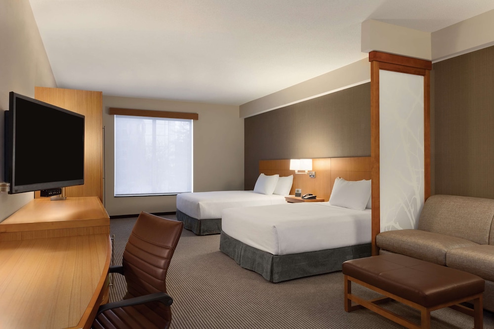 Hyatt Place St. Louis/Chesterfield 16/70