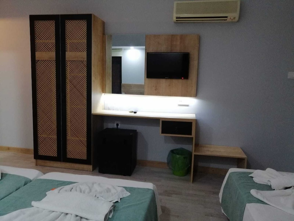 Ibrahim Bey Hotel 21/50