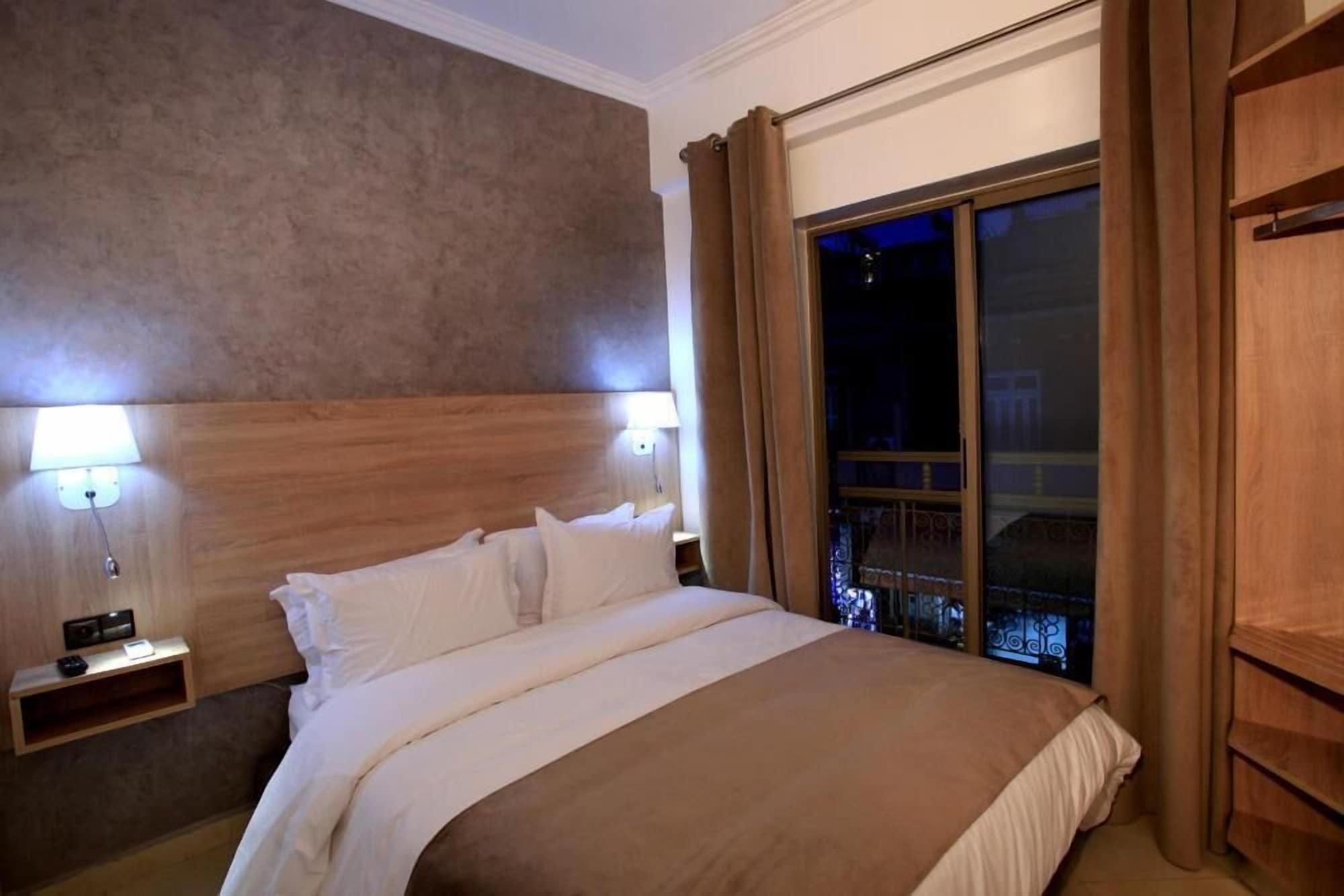 SUPERIOR, SINGLE, DOUBLE BED