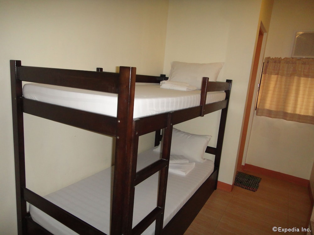 Anri Pension House 12/42