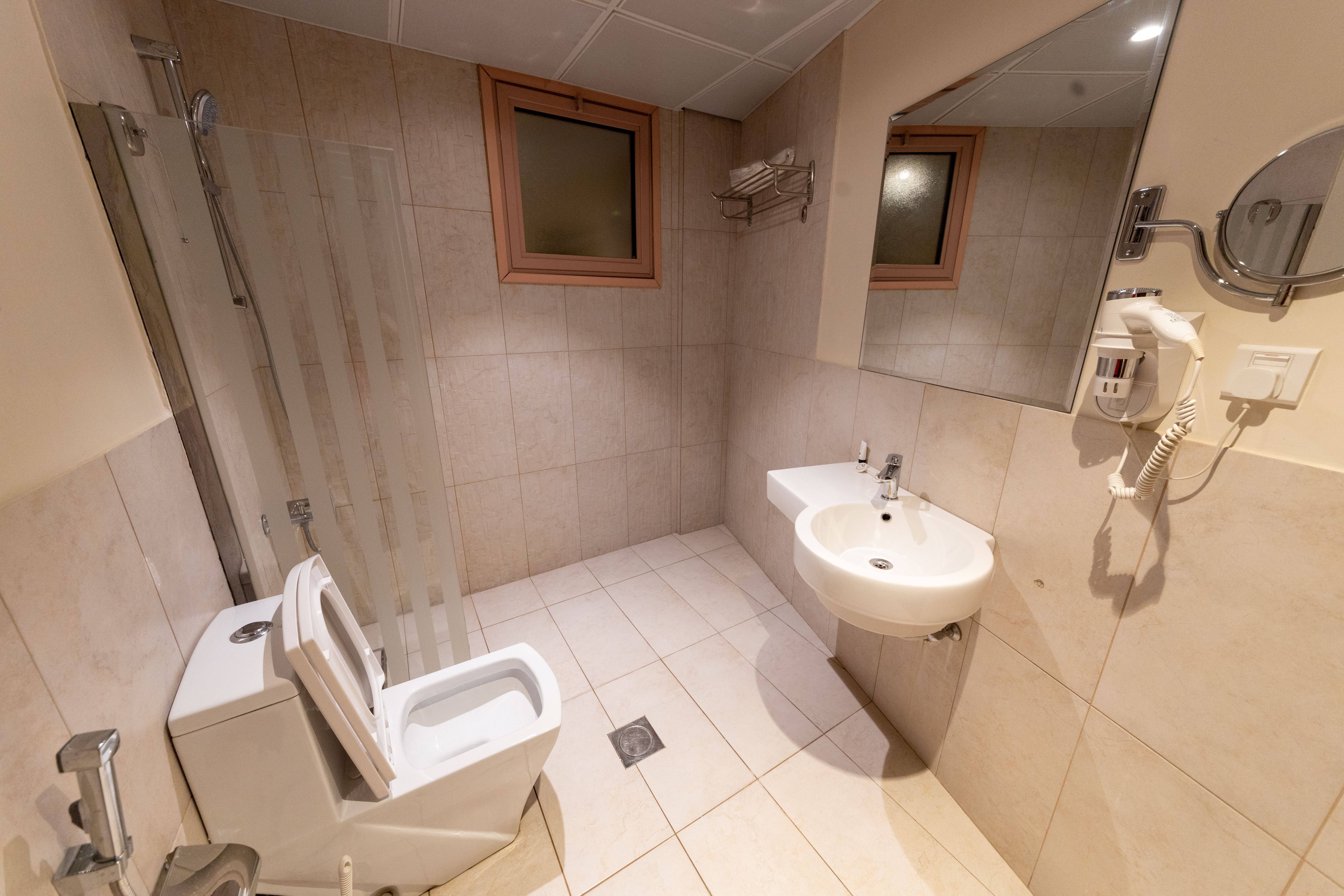 برج الحياة للوحدات الفندقيه العليا(Burj Al Hayat Hotel Suites-Al Olaya) 44/46