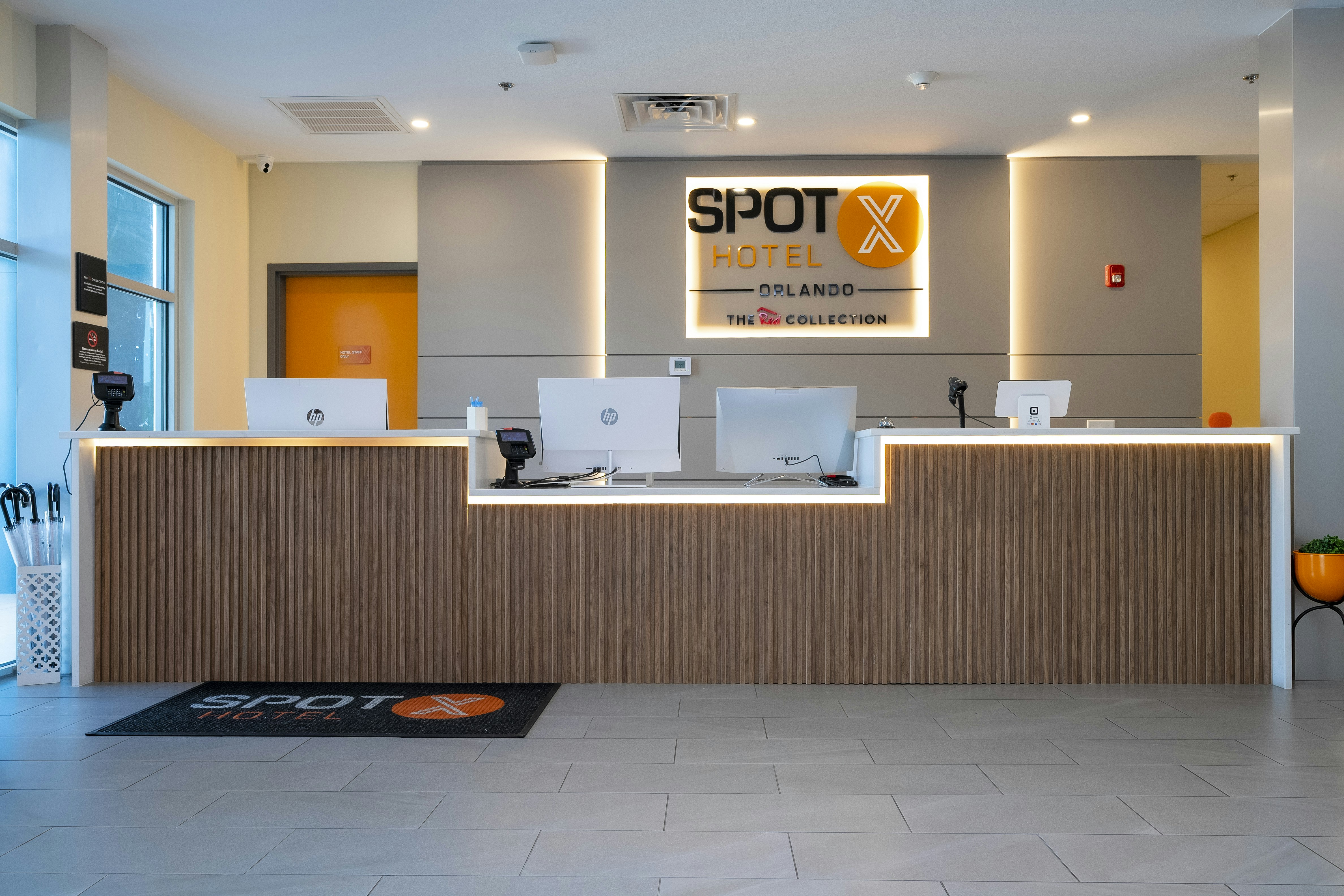 SPOT X Hotel Orlando/Intl Dr by The Red Collection 17/75