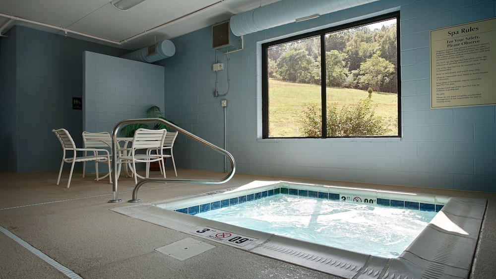 Best Western Plus Louisa 26/40