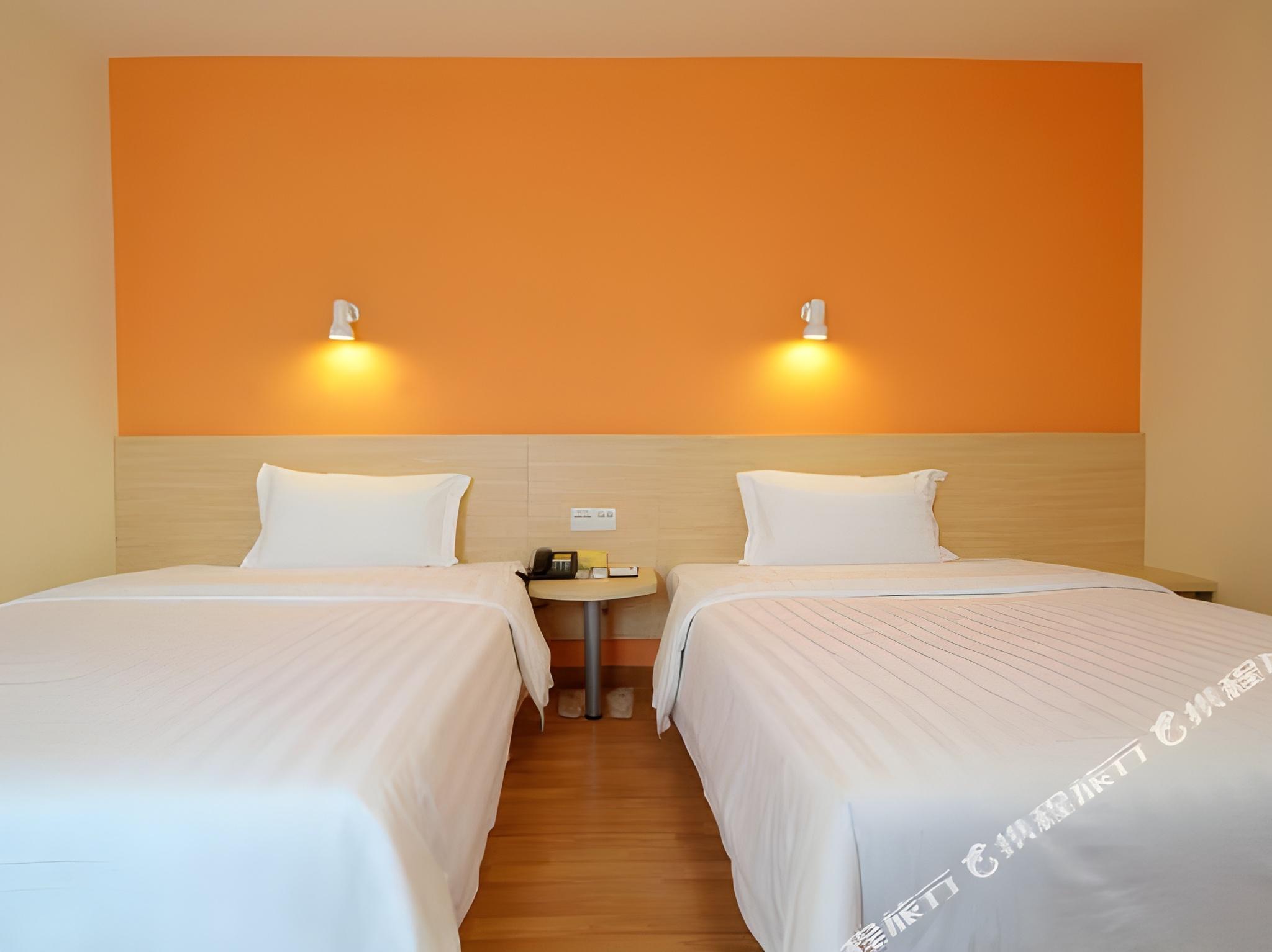 7 Days Inn (Chongqing Yuanjiagang Olympic Sports Center) 8/20