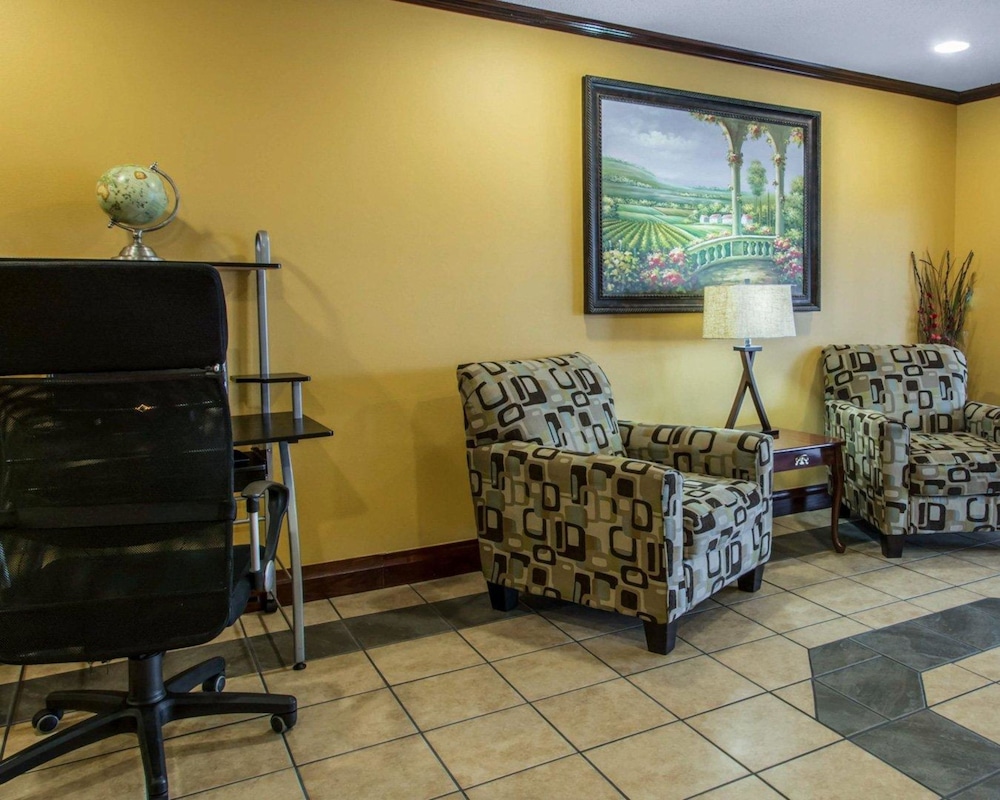Econo Lodge Defuniak Springs I-10 19/31