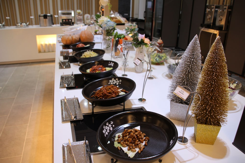 CO-OP CITY HOTEL SEONGSAN 53/71