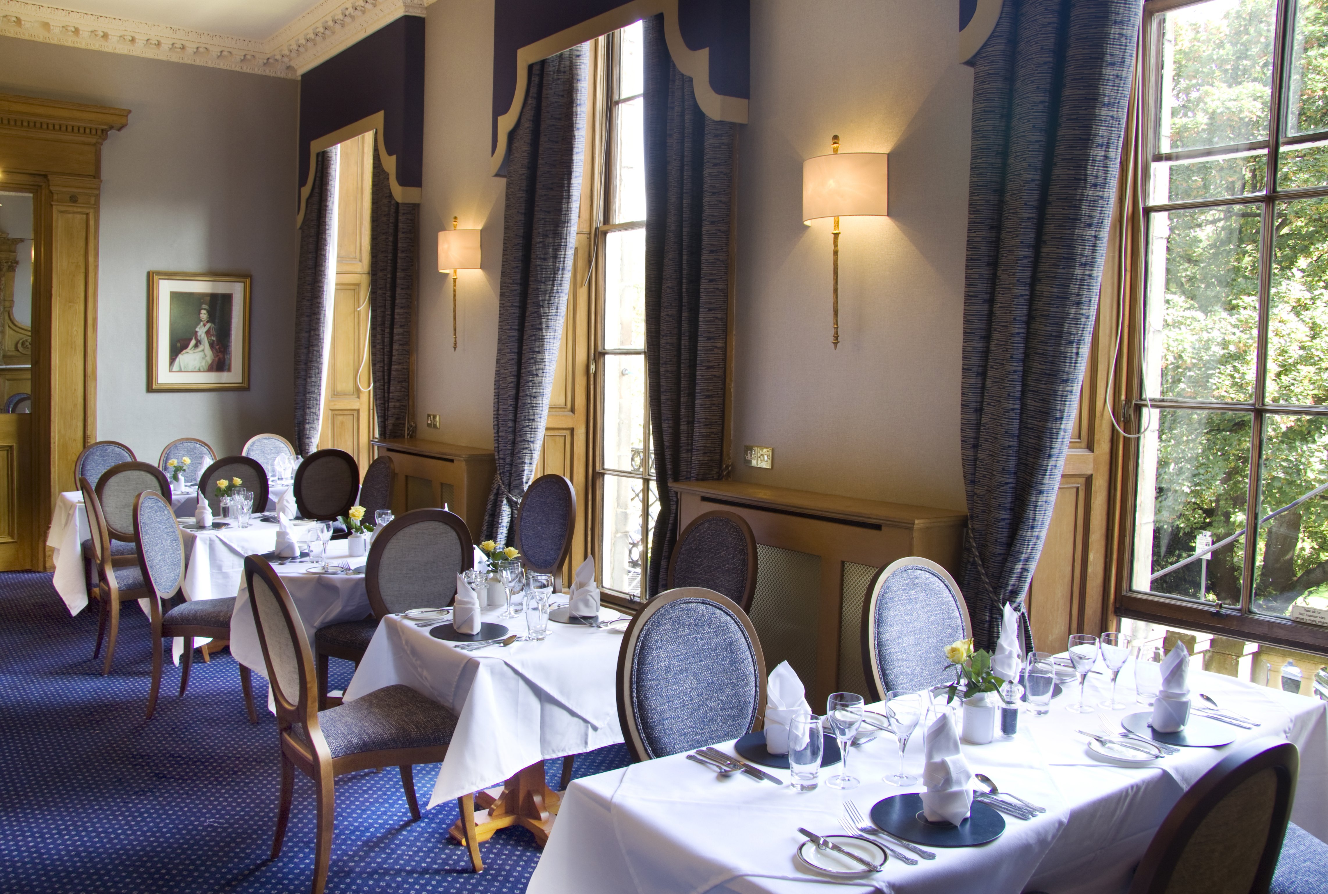 Royal Scots Club Hotel 46/56