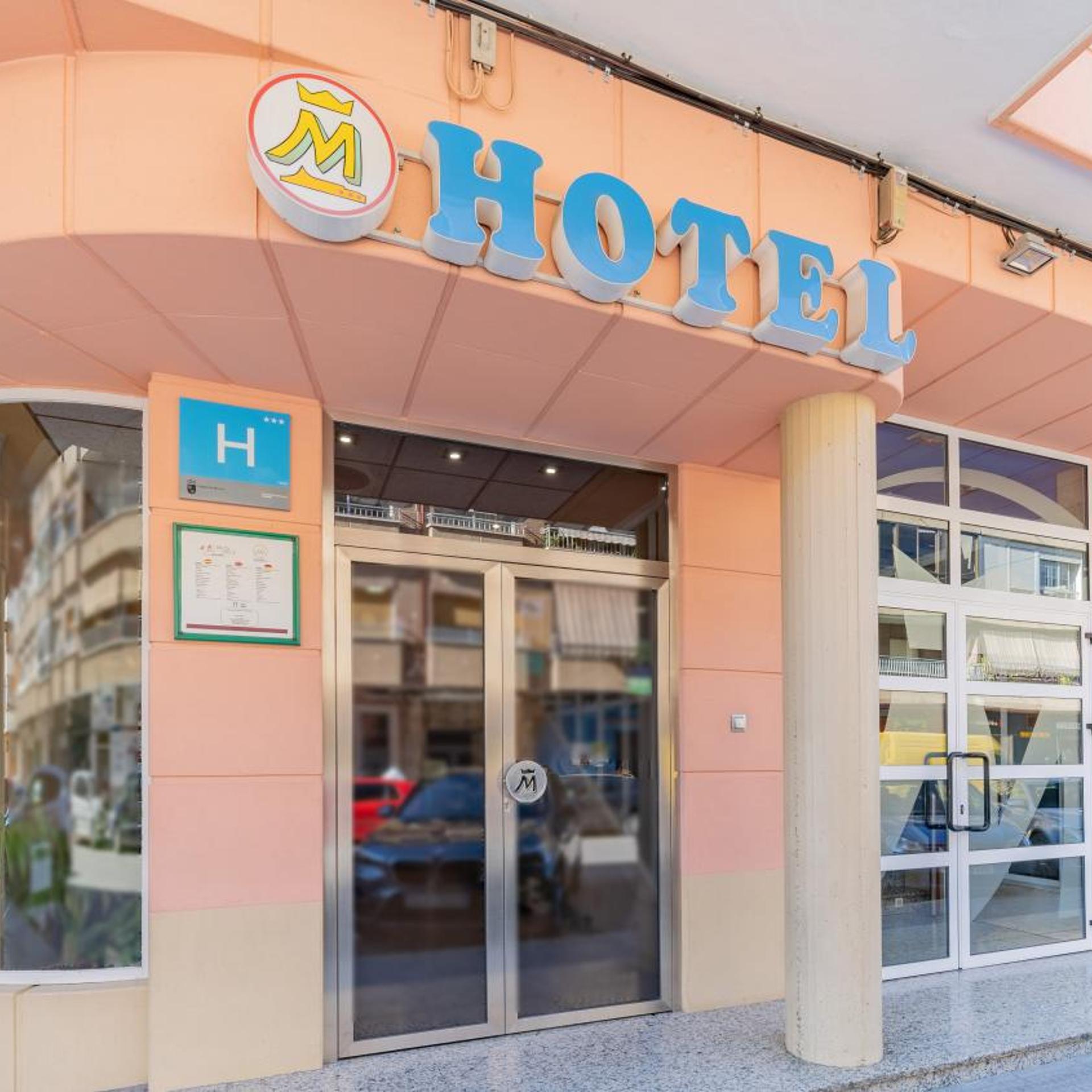HOTEL MONREAL 2/50