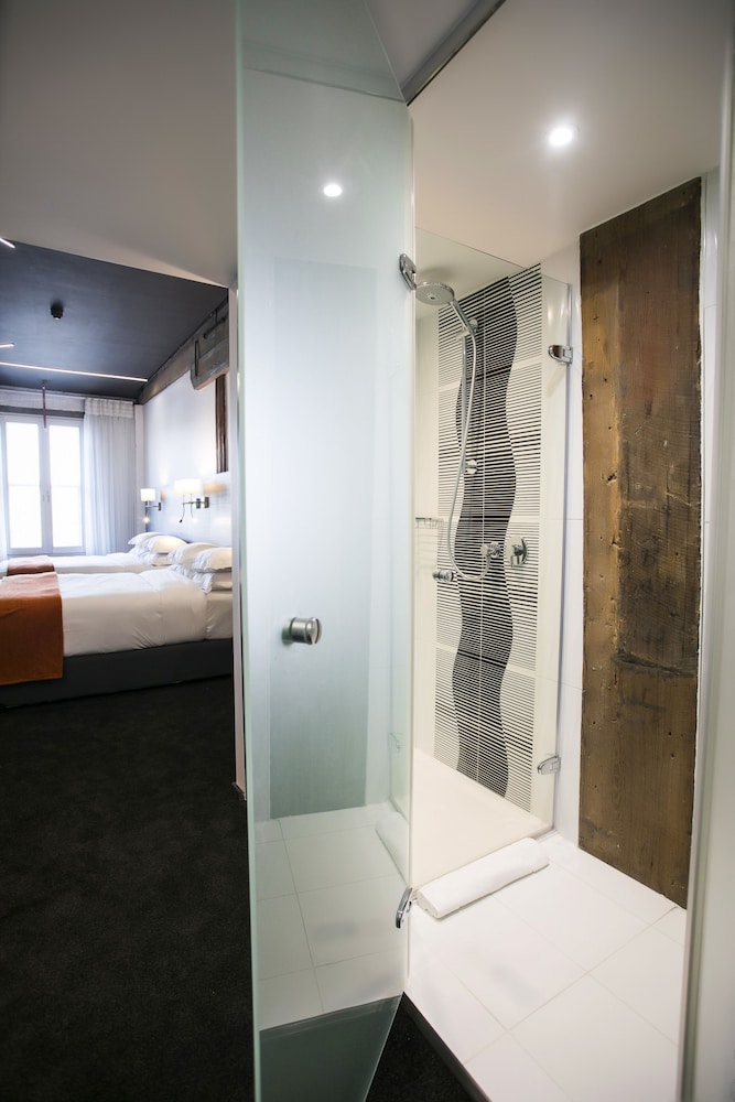 Signature Lux Hotel By Onomo Waterfront 18/79