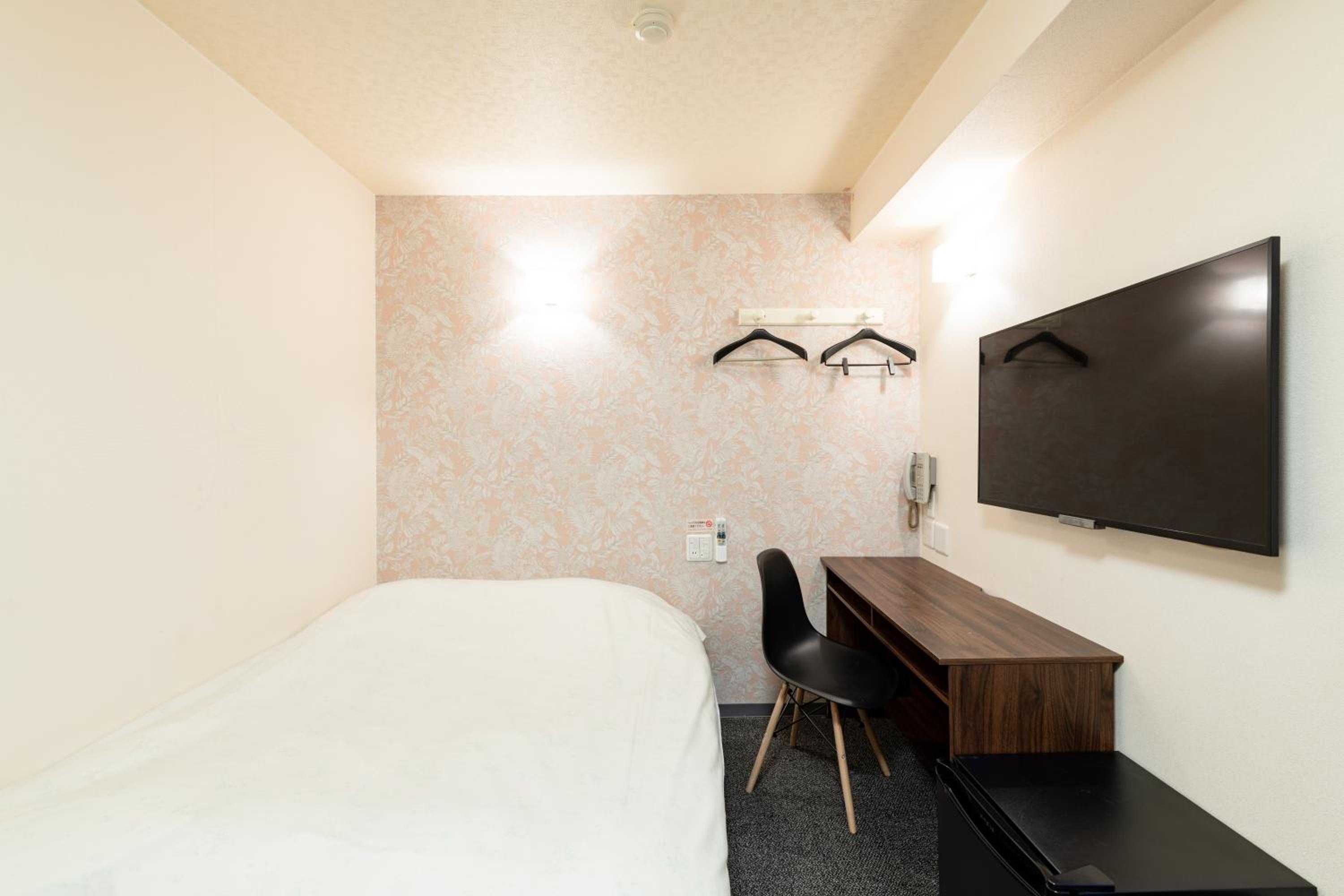 Toyama Town Hotel 29/54