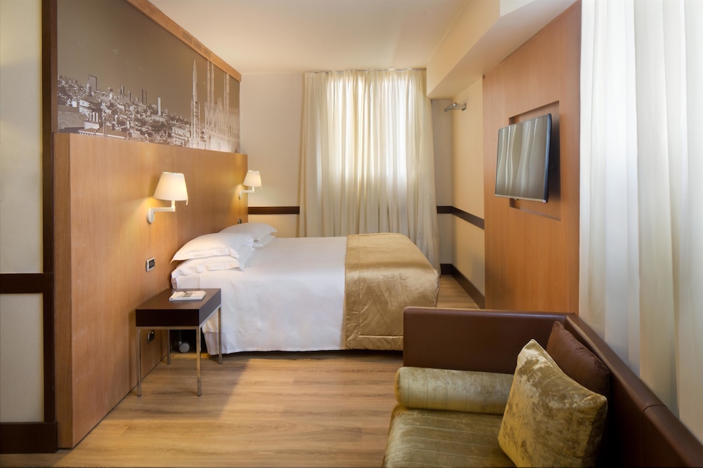Starhotels Ritz 12/70