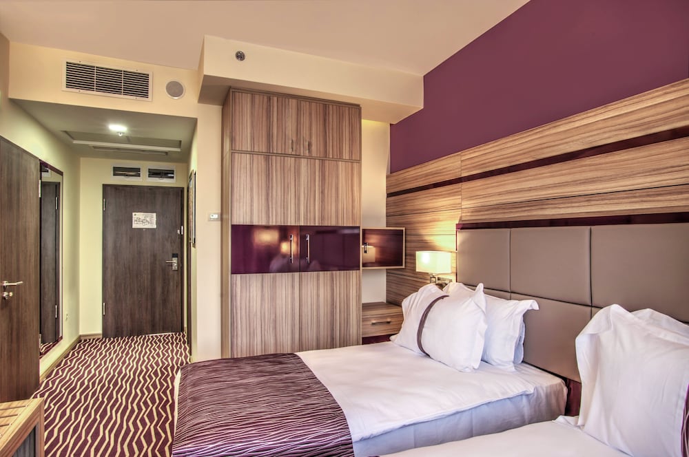 Holiday Inn Plovdiv 13/76