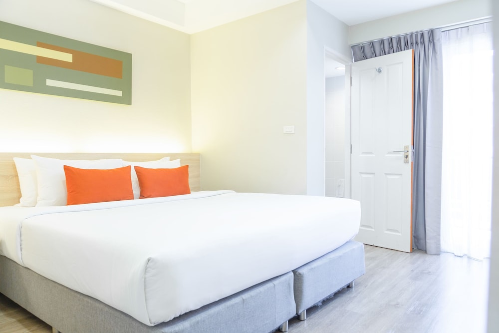 Compact Room