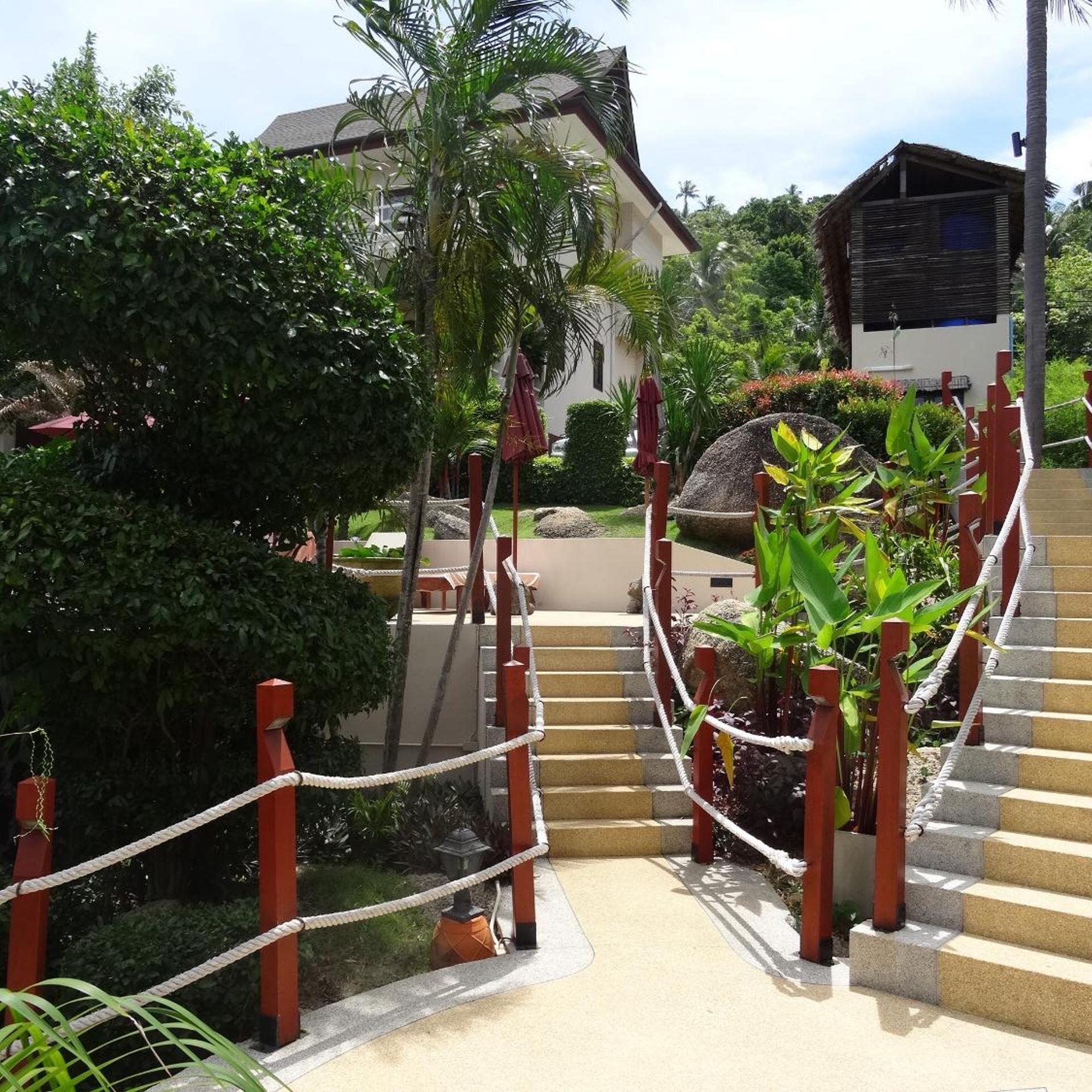 Koh Phangan Pavilions 88/100
