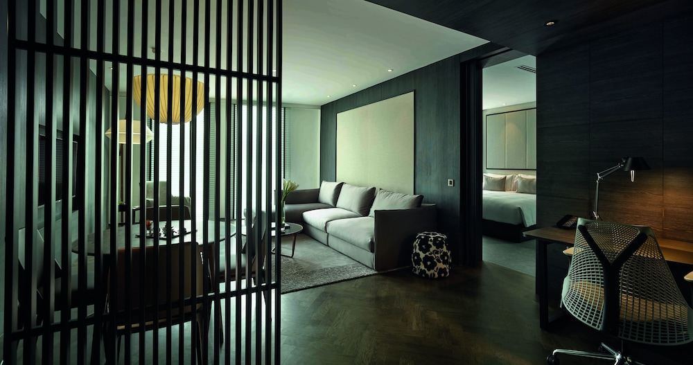 G Hotel Kelawai 17/45