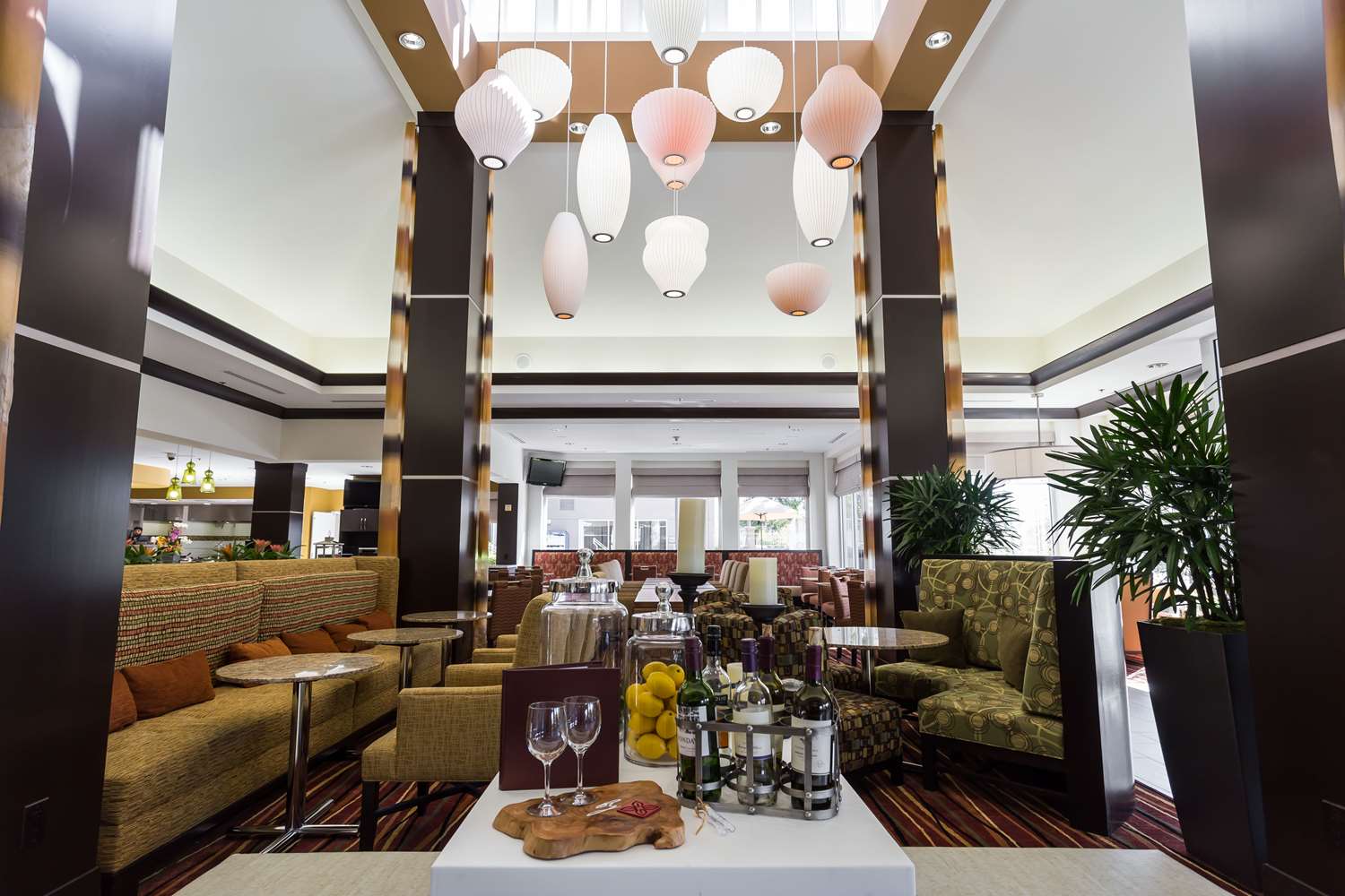restaurant cafeteria