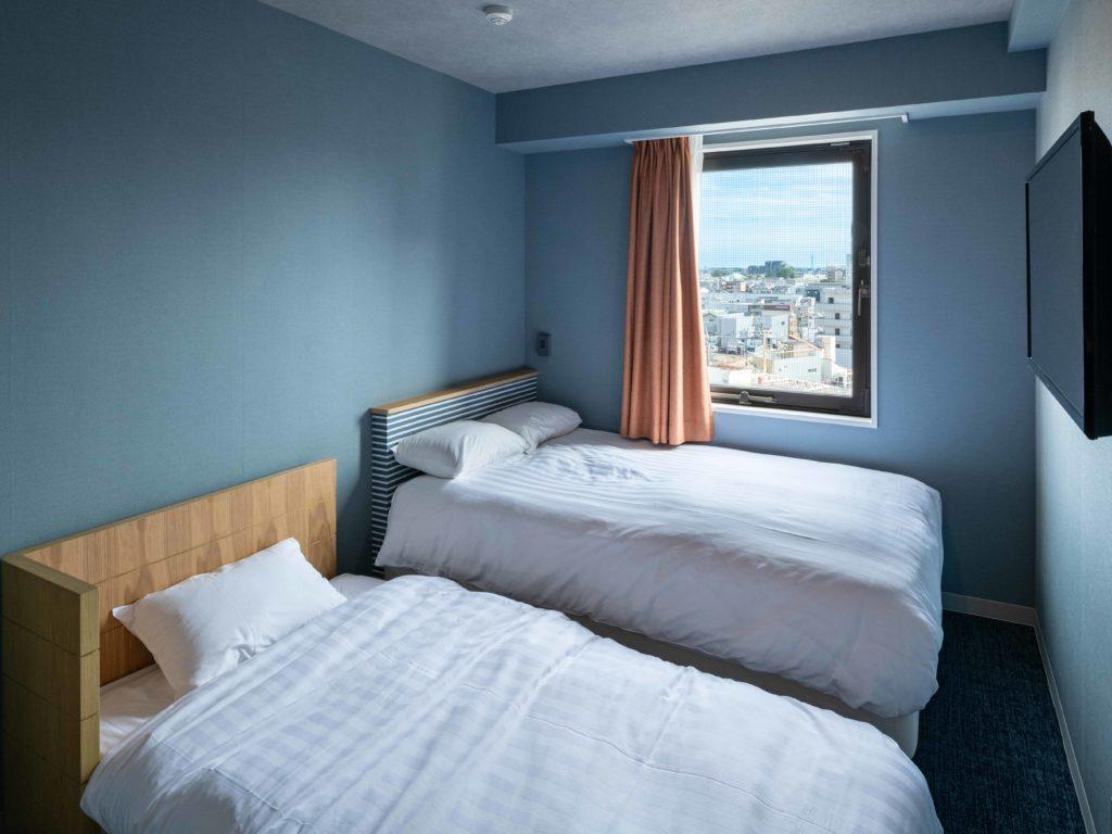 Compact, Twin Beds