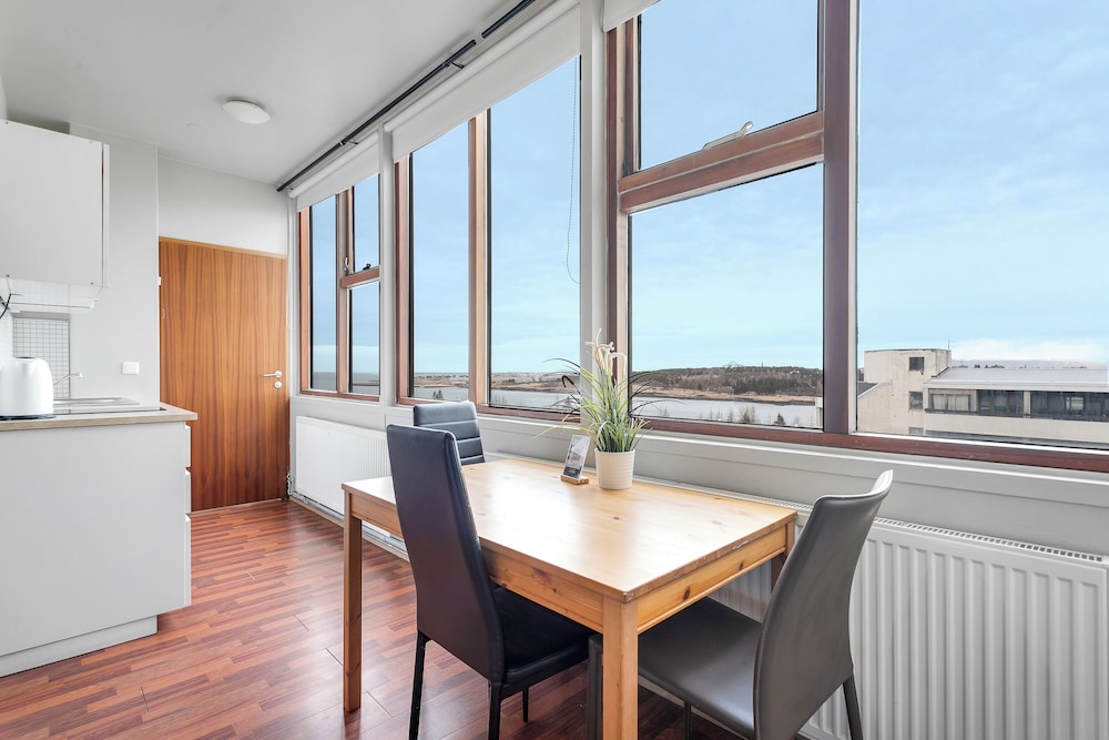 ICELAND COMFORT APARTMENTS 54/68