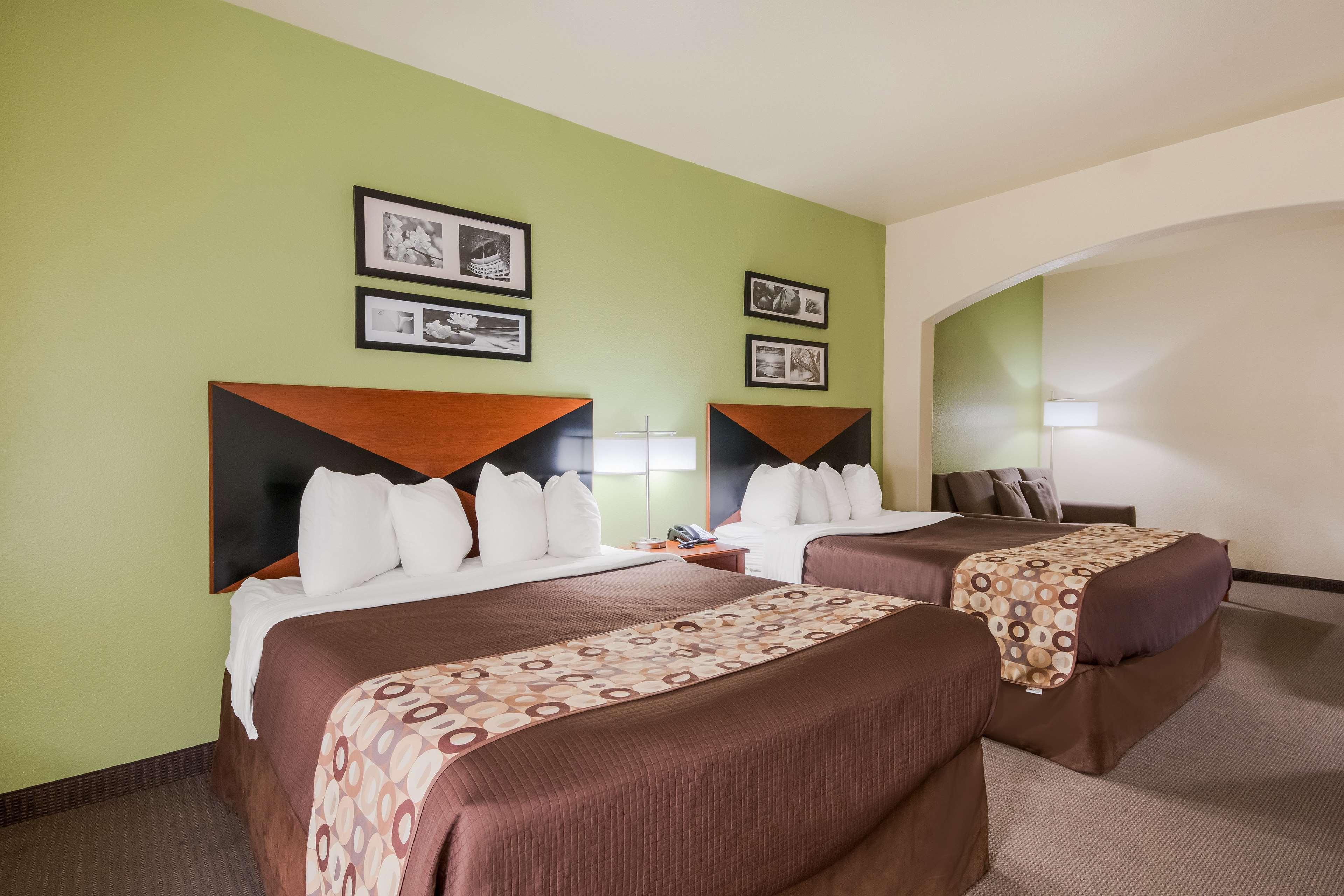 Suite, 2 Queen Beds