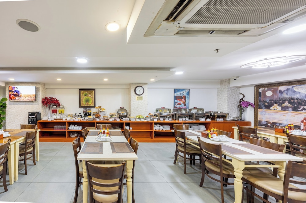 A25 Hotel - 29 Bui Thi Xuan 57/72