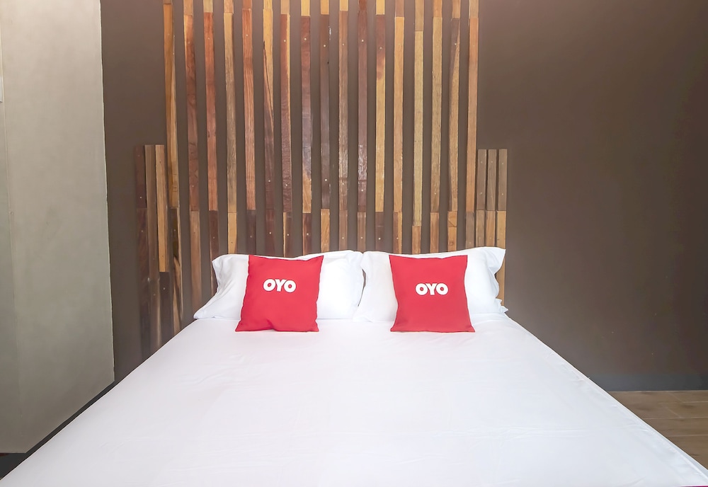 Hotel O Hi Inn 3 30/41